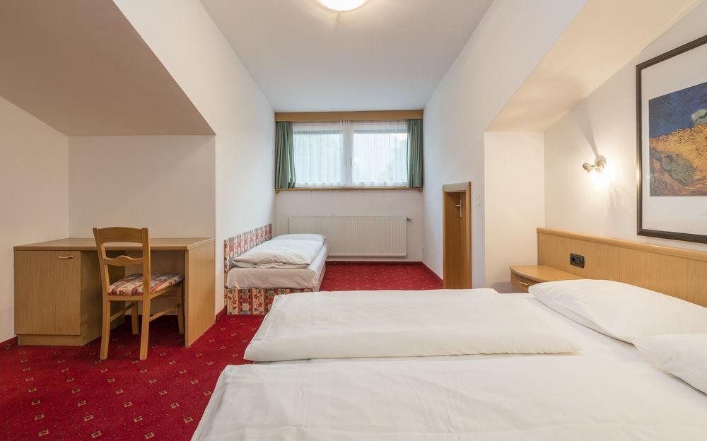 Lener Wirtshaus & Hotel Campo di Trens Extérieur photo